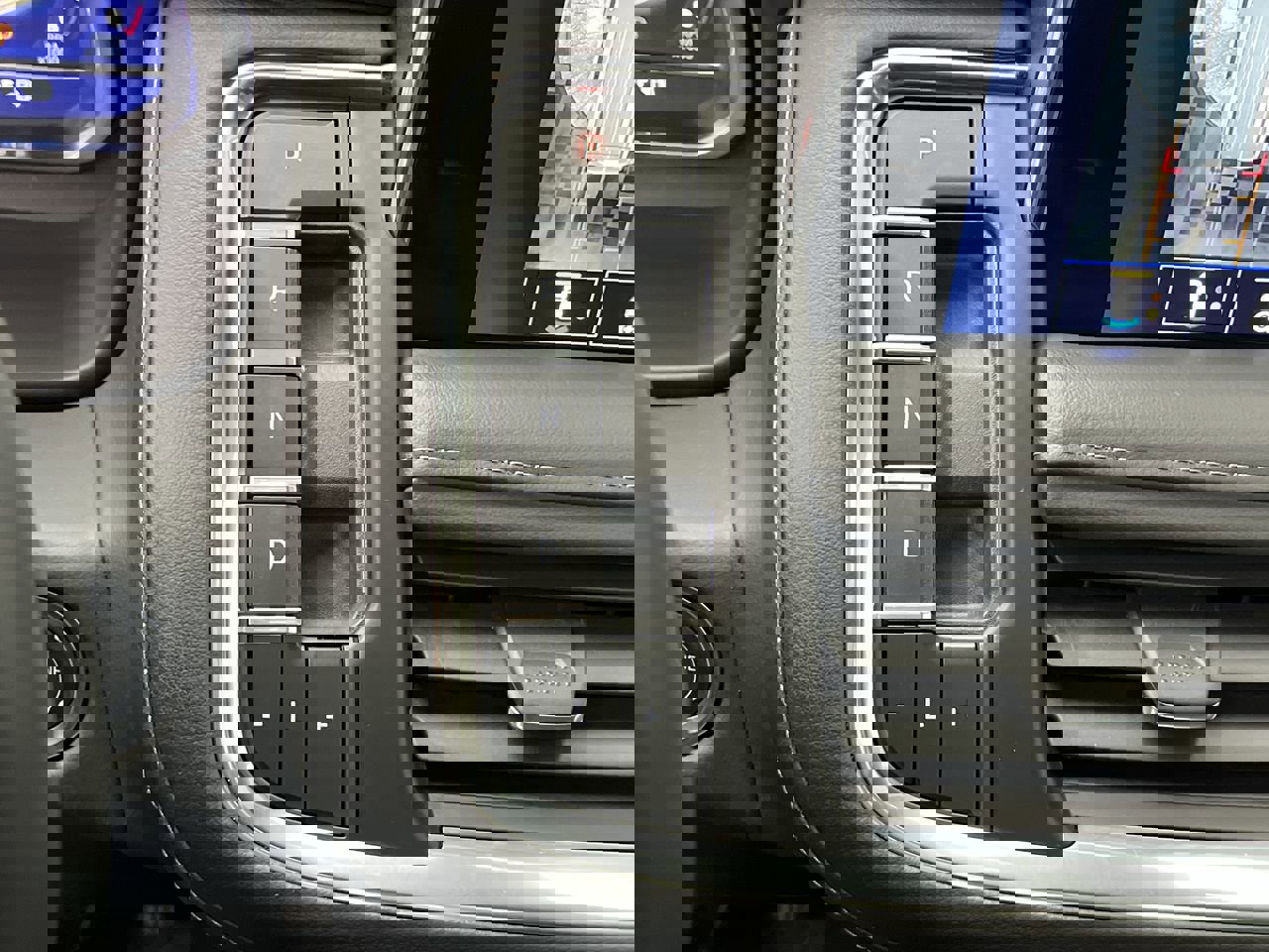 Certified 2024 Chevrolet Tahoe LT w/ LT Signature Package image 28