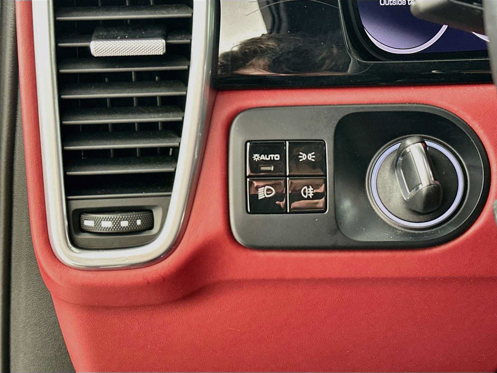Certified 2021 Porsche Cayenne Turbo AWD/4WD image 13