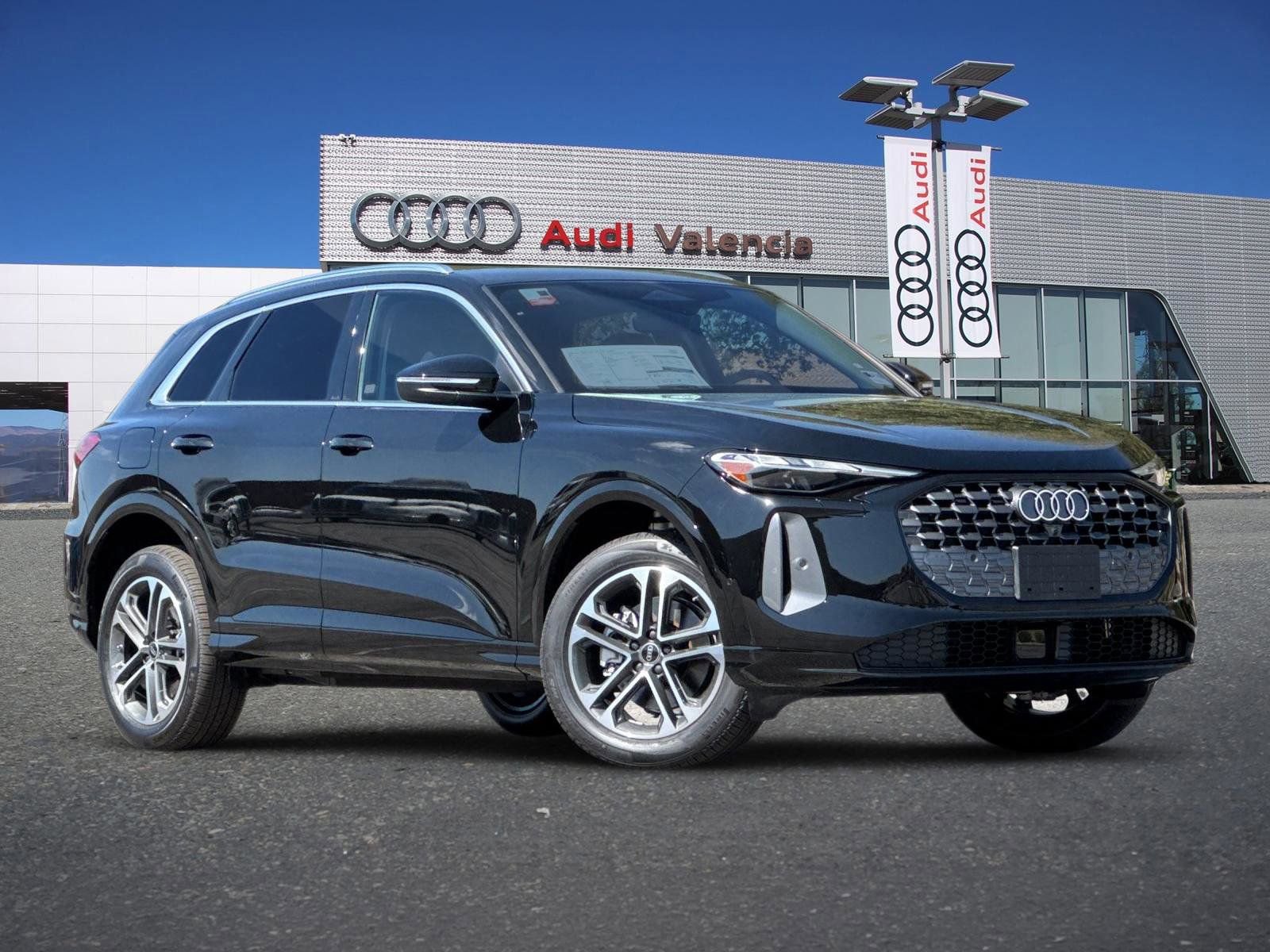 New 2025 Audi Q5 Premium image 2