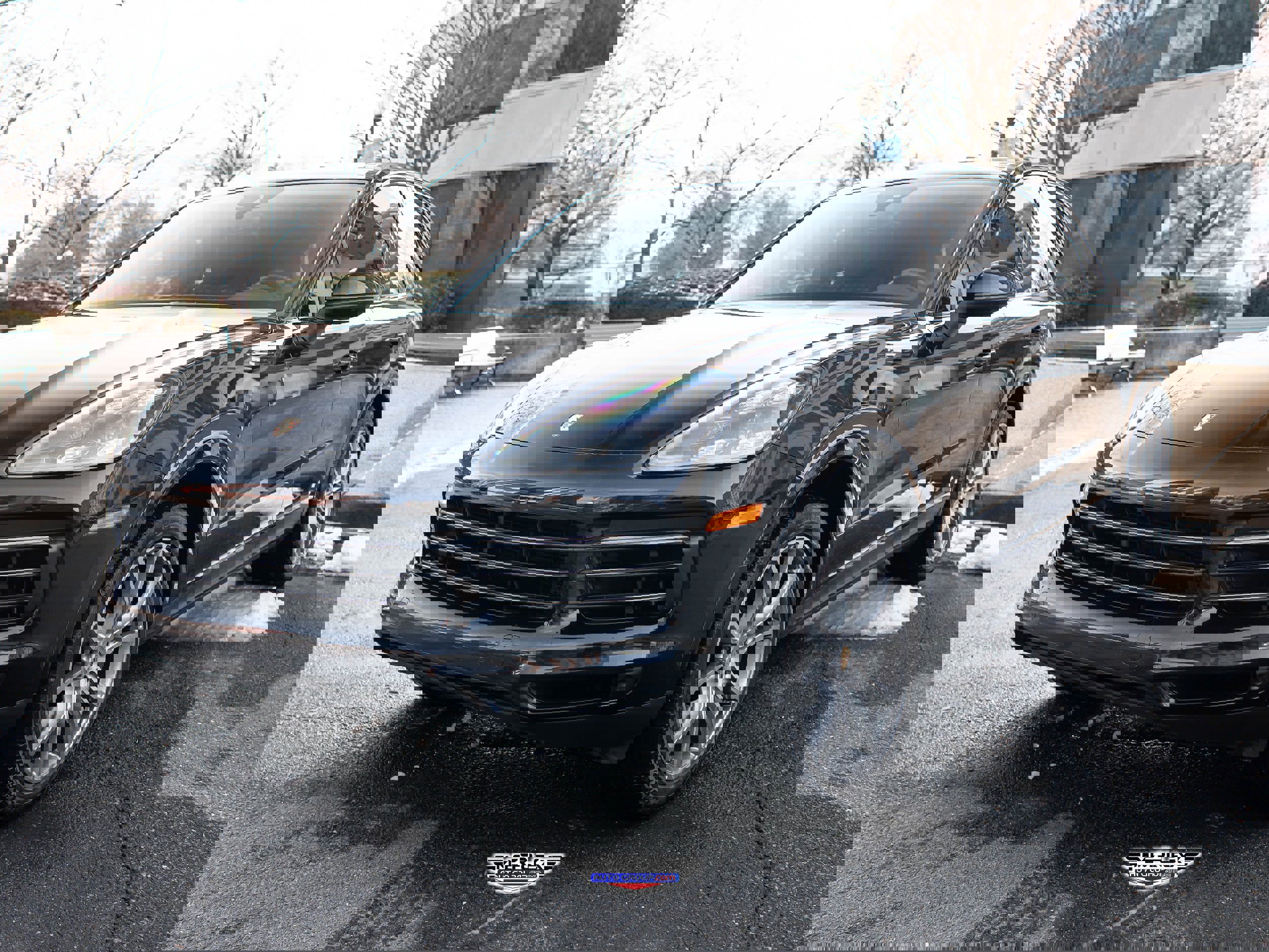 Used 2022 Porsche Cayenne Platinum Edition image 3