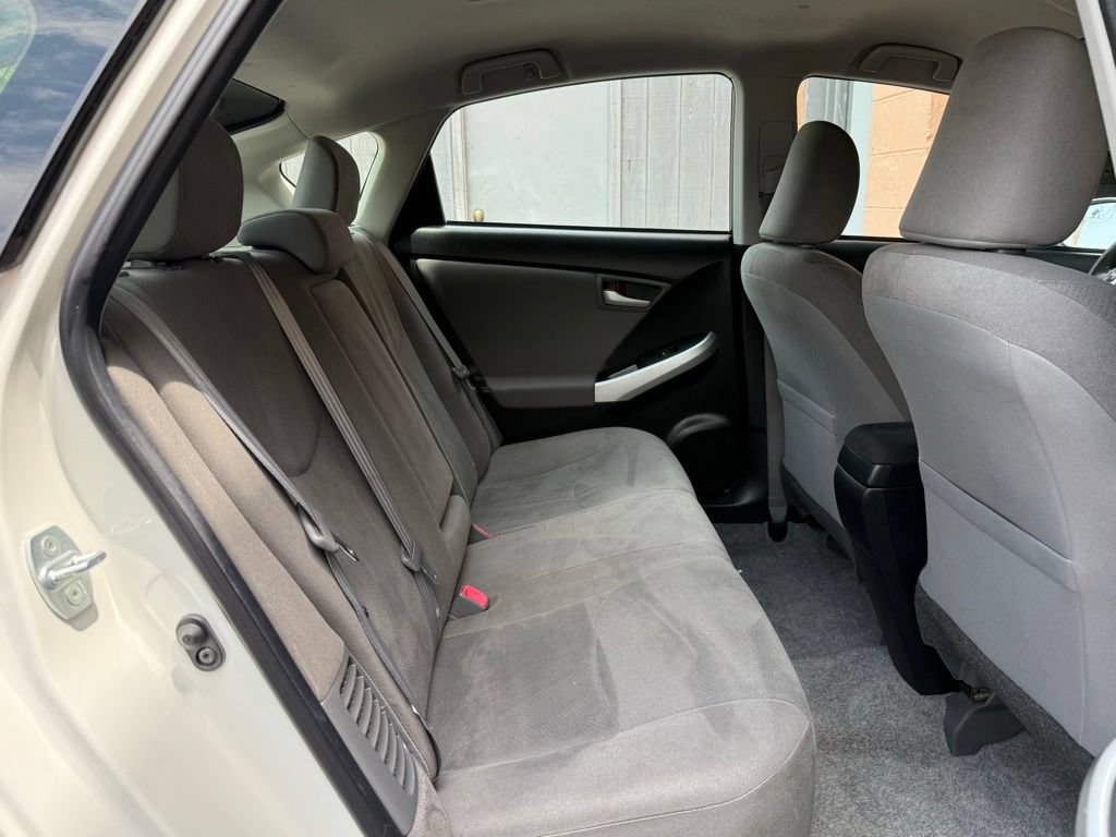 Used 2015 Toyota Prius Three FWD image 17