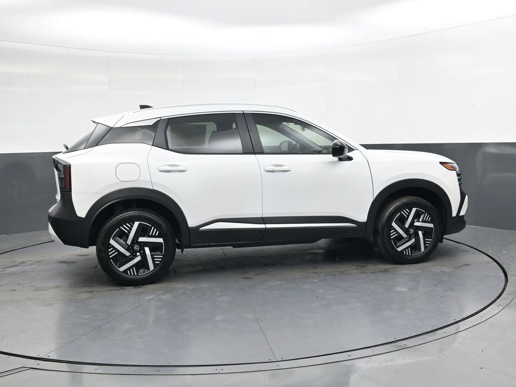 Used 2026 Nissan Kicks SV image 9