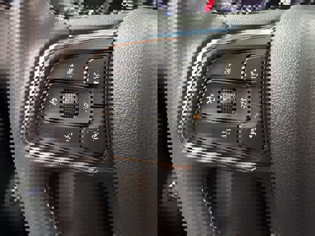 Used 2023 Buick Encore GX Essence w/ Experience Buick Package AWD/4WD image 39