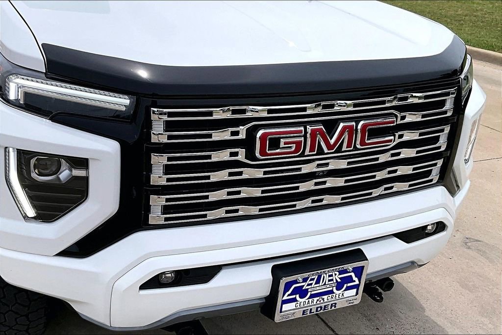 Used 2024 GMC Canyon Denali AWD/4WD image 30