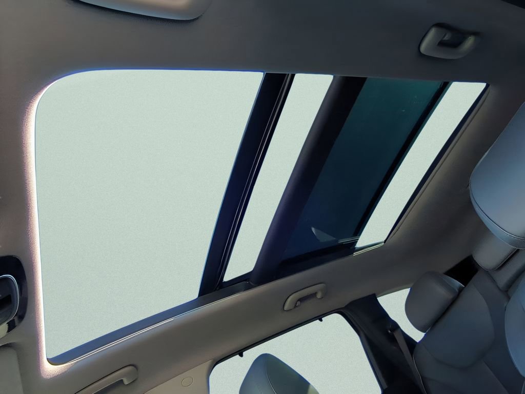 Used 2023 Hyundai Santa Fe Limited image 20