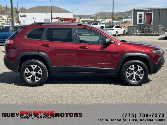 Used 2020 Jeep Cherokee Trailhawk w/ Cold Weather Group image 8