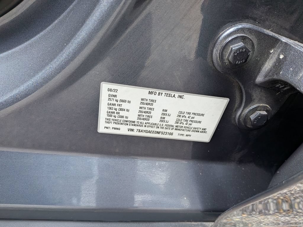 Used 2022 Tesla Model Y Long Range AWD/4WD image 30
