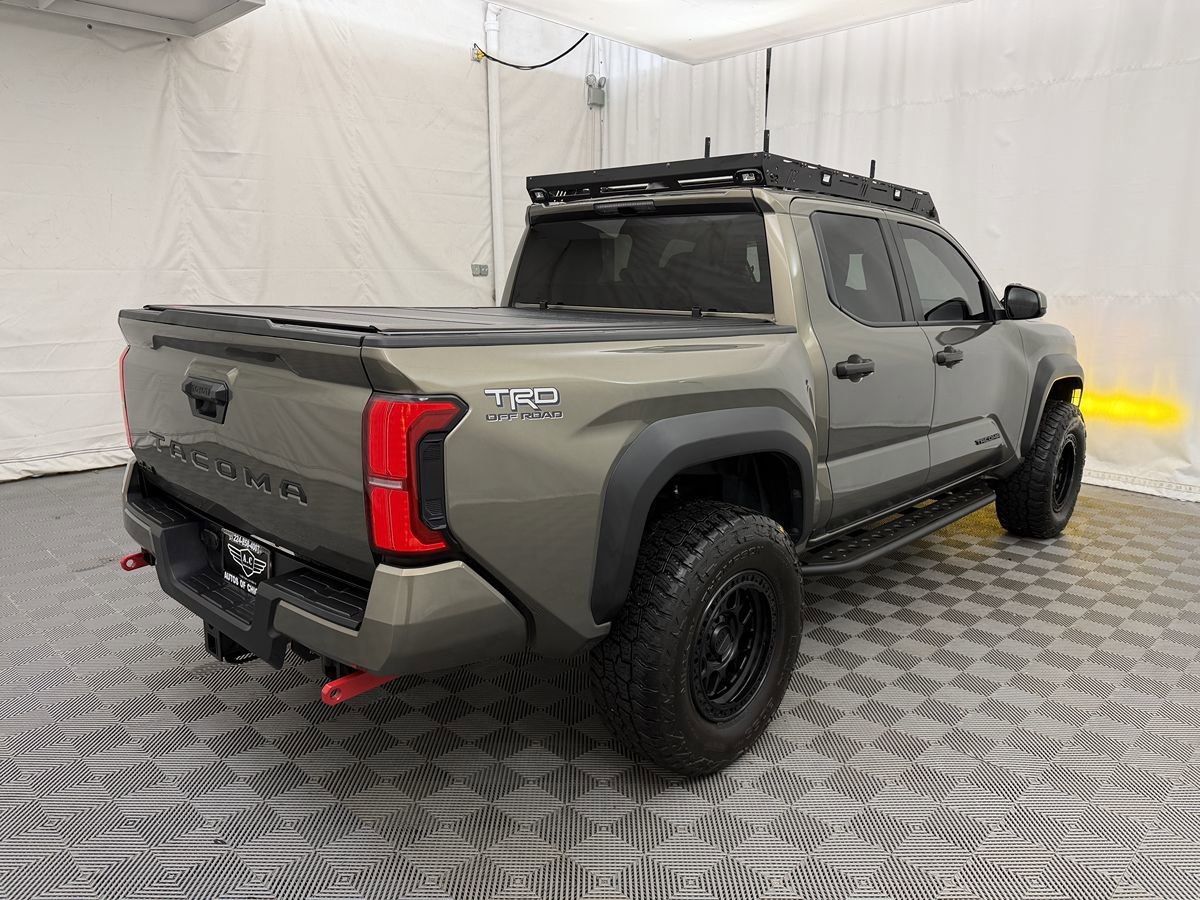 Used 2024 Toyota Tacoma TRD Off-Road AWD/4WD image 5