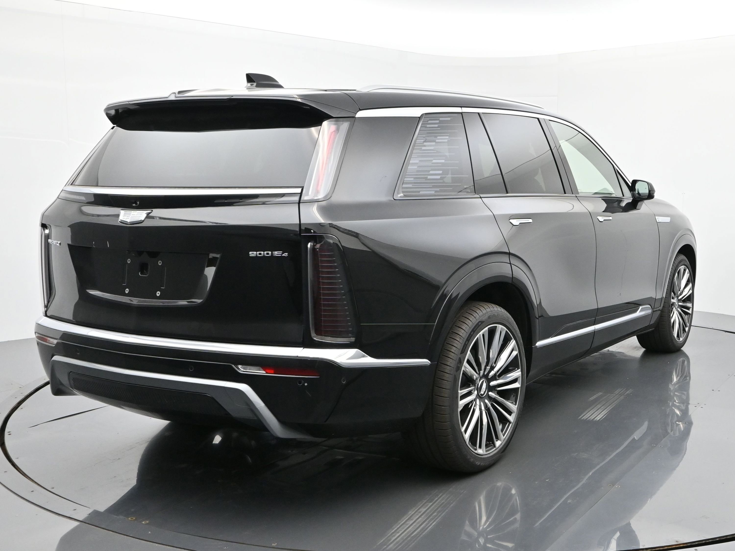 New 2026 Cadillac Vistiq Premium Luxury w/ LPO, Floor Liner Package image 5