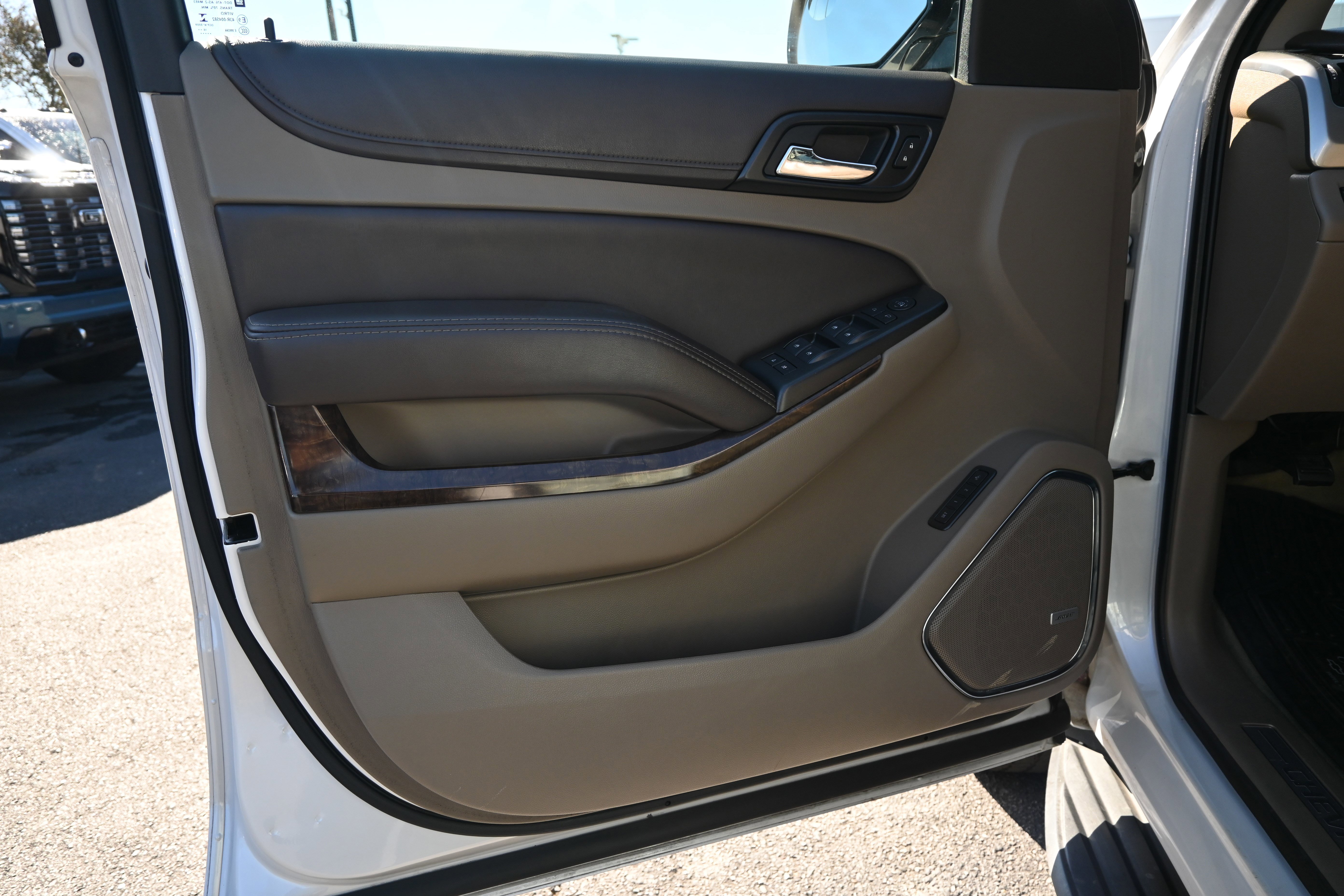 Used 2016 Chevrolet Tahoe LT image 17