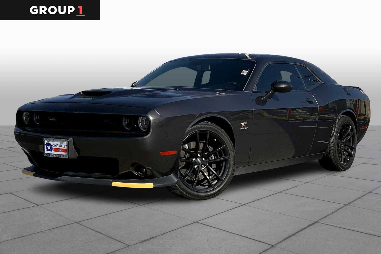 Used 2022 Dodge Challenger R/T Scat Pack RWD image 1