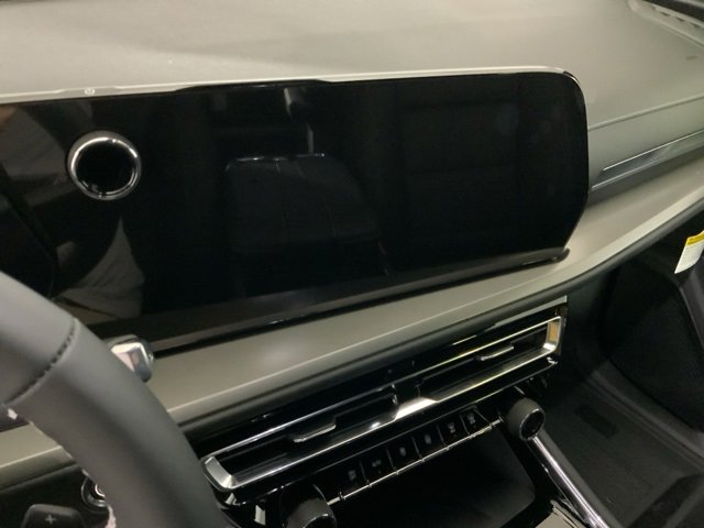 New 2026 Chevrolet Traverse LT w/ Midnight/Sport Edition image 32