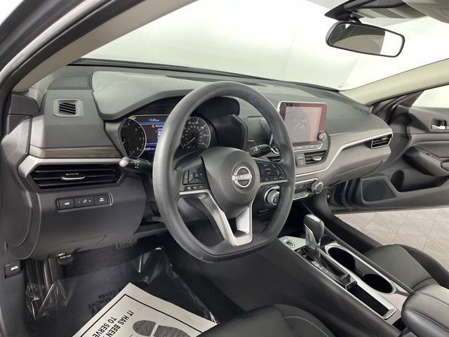 Used 2024 Nissan Altima 2.5 SV image 20