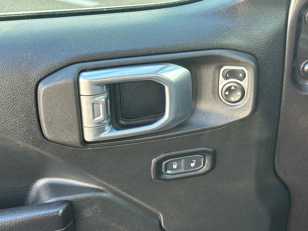 Used 2021 Jeep Wrangler Unlimited Sport image 34