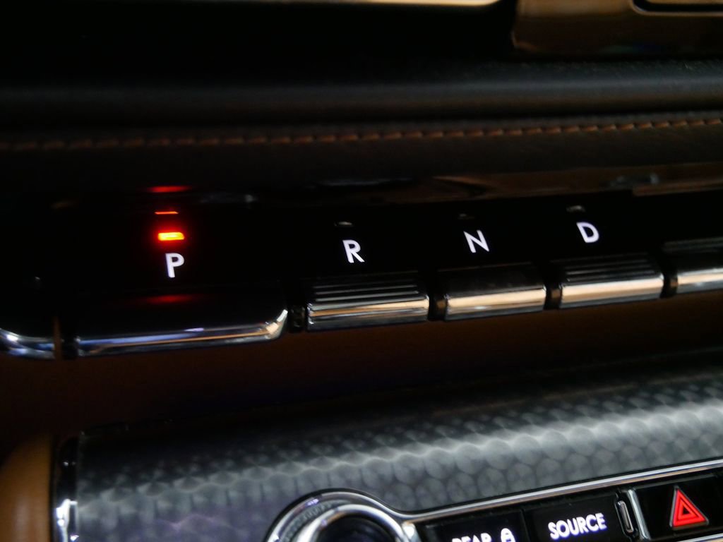 Used 2020 Lincoln Aviator Black Label image 25