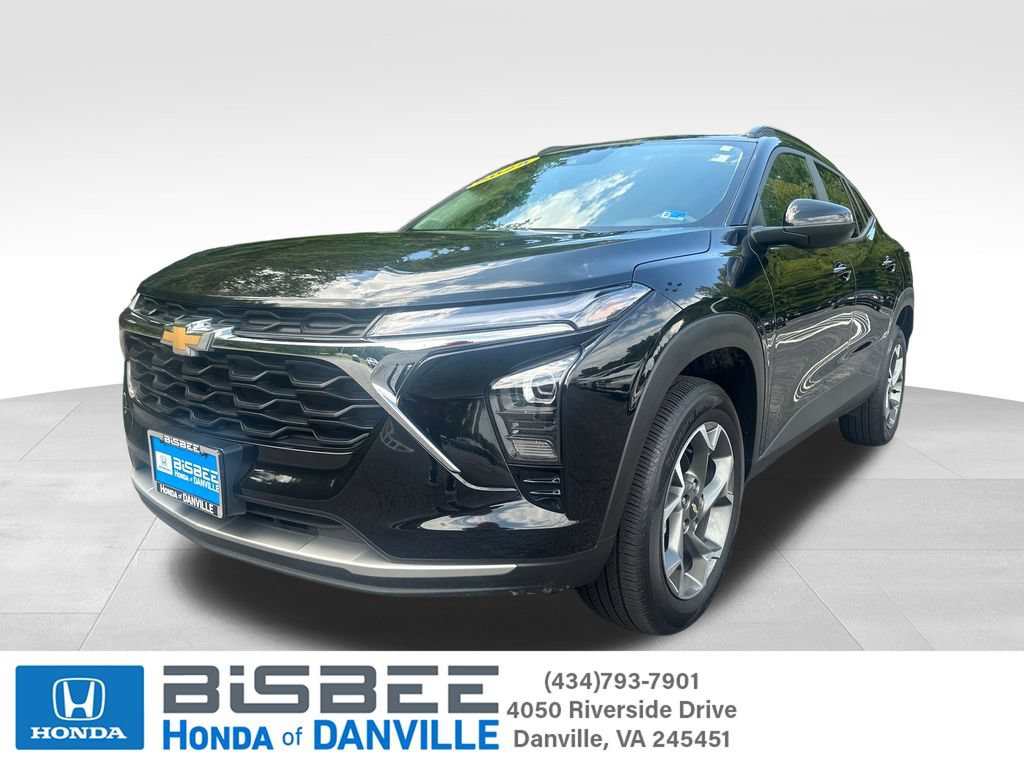 Used 2025 Chevrolet Trax LT