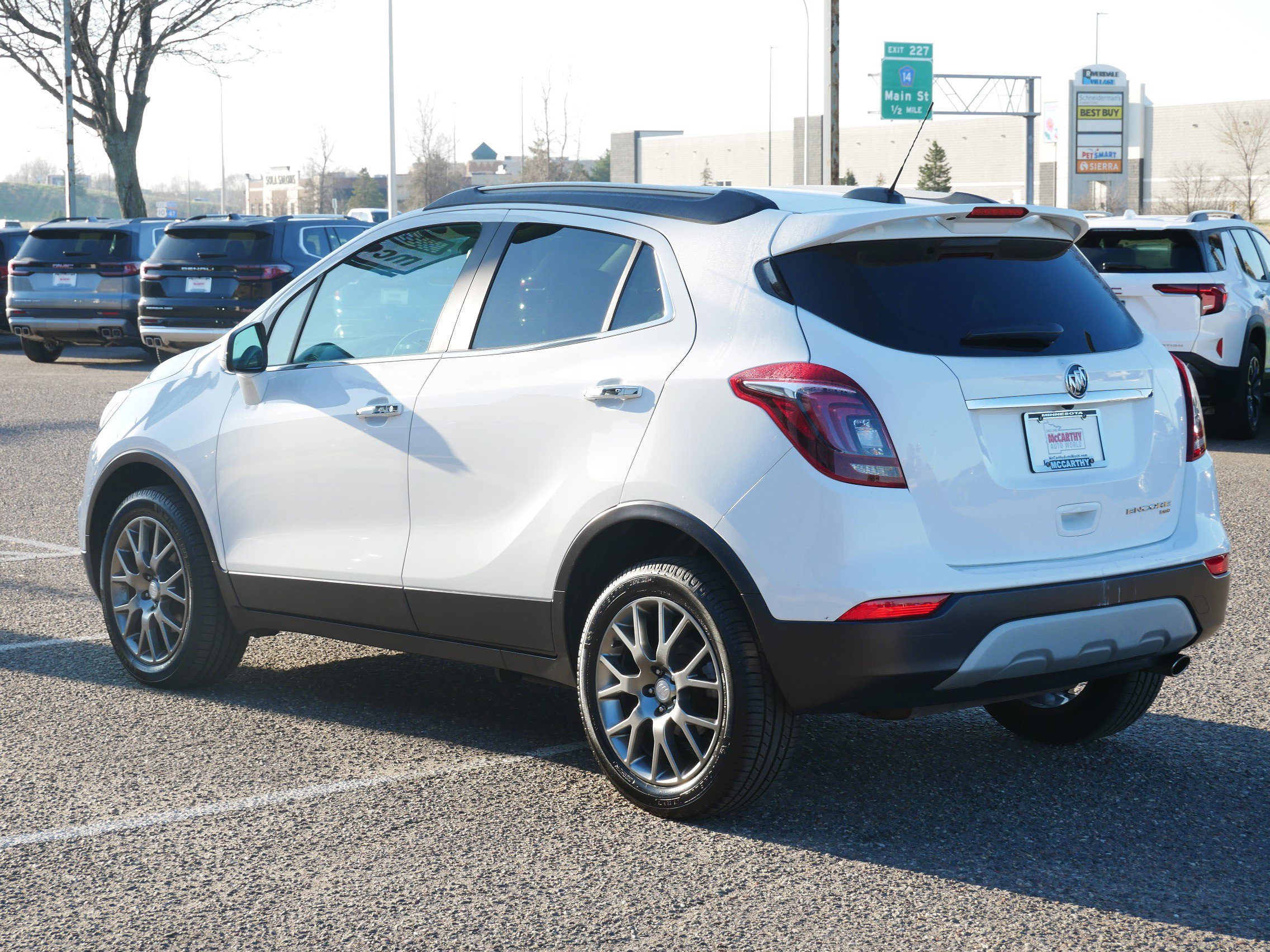 Used 2019 Buick Encore Sport Touring w/ Safety Package image 7