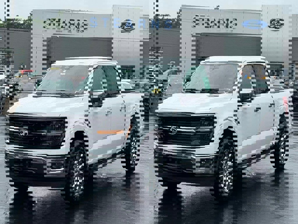 New 2025 Ford F150 XLT w/ Equipment Group 302A MID image 2