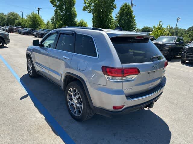 Used 2020 Jeep Grand Cherokee Limited w/ Luxury Group II AWD/4WD image 18