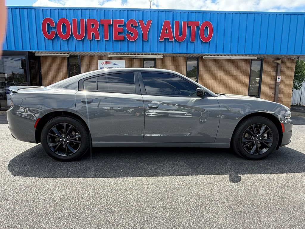 Used 2023 Dodge Charger SXT w/ Blacktop Package AWD/4WD image 13