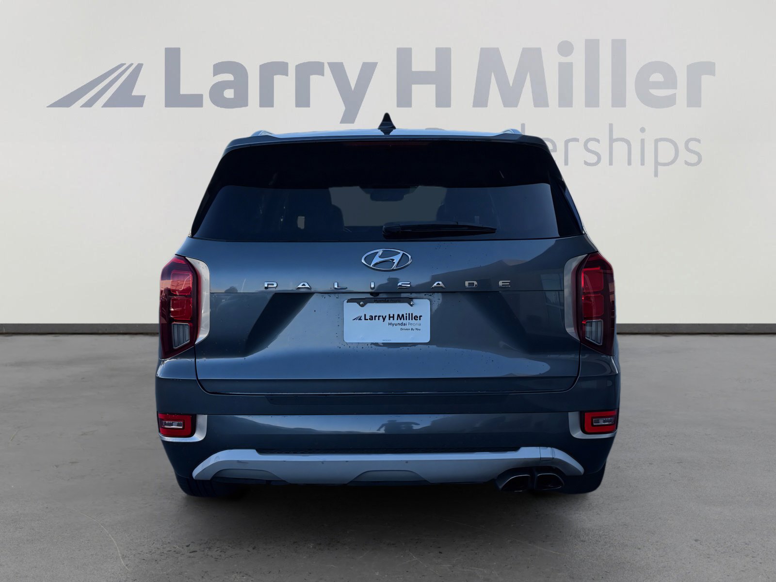 Used 2021 Hyundai Palisade Limited w/ Cargo Package FWD image 4