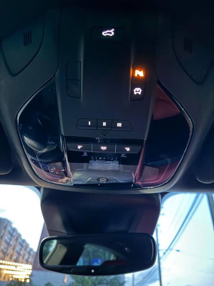 Used 2018 Maserati Levante image 46