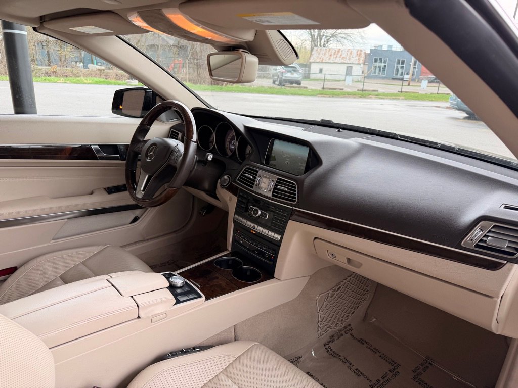 Used 2014 Mercedes-Benz E 550 Cabriolet image 12