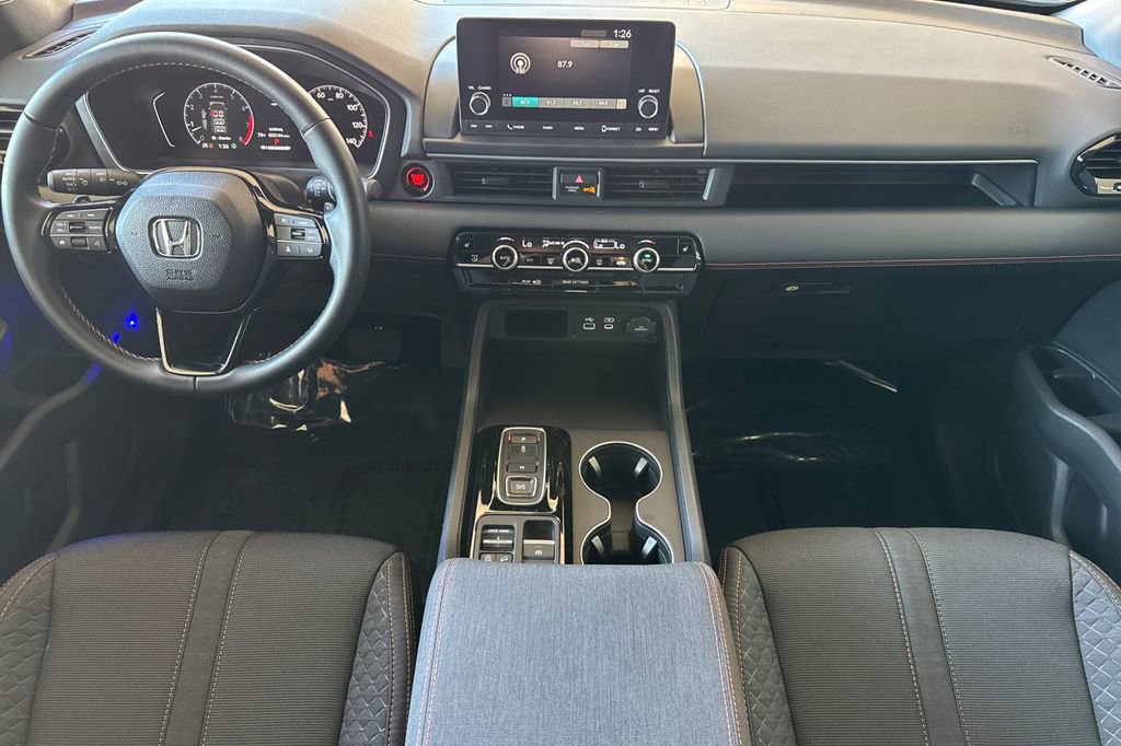 Certified 2025 Honda Pilot Sport image 4