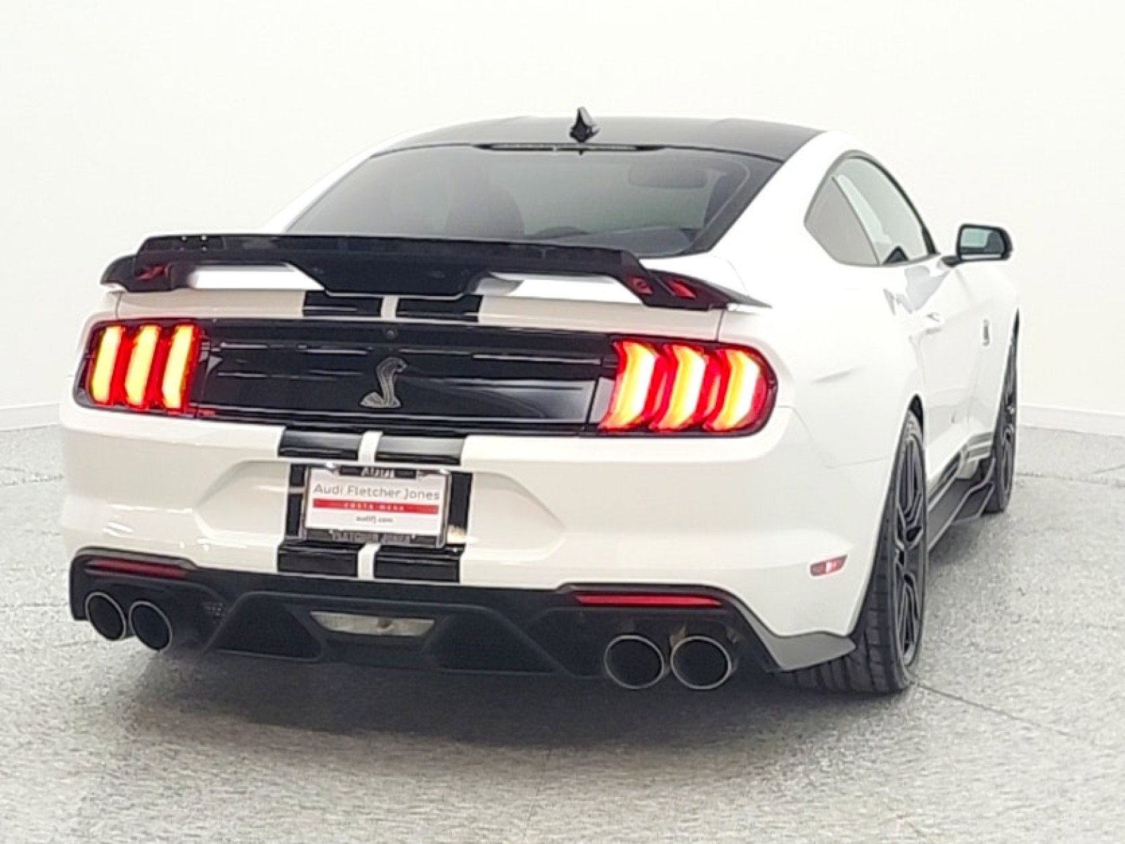 Used 2021 Ford Mustang Shelby GT500 w/ Technology Package RWD image 6