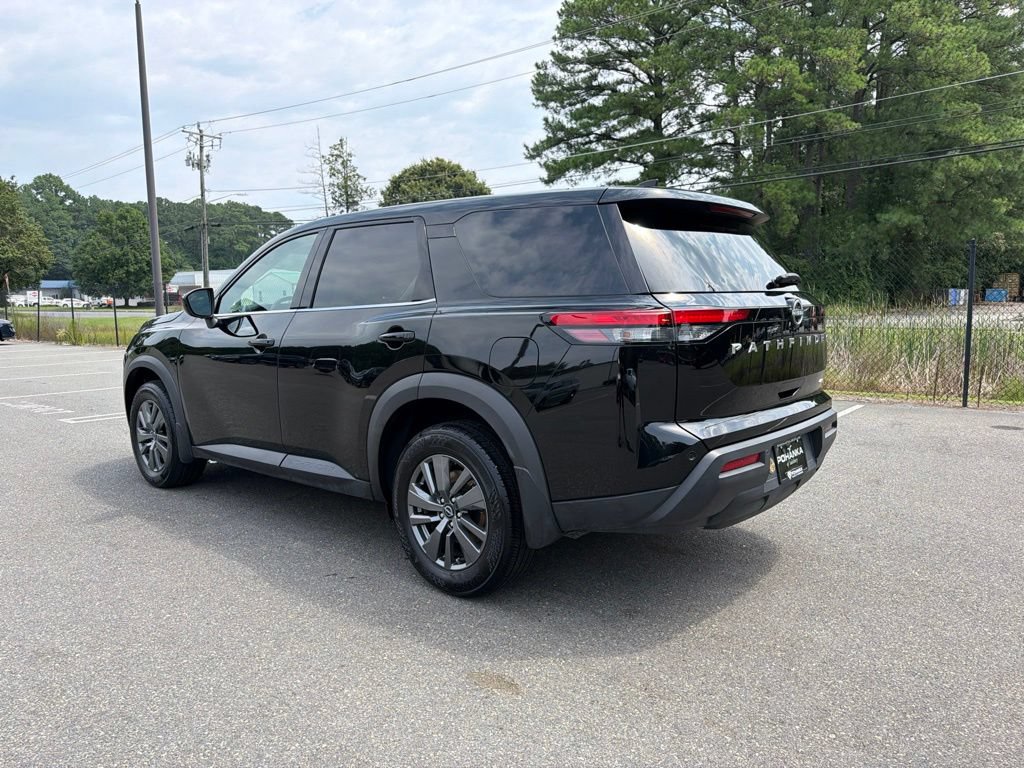 Certified 2024 Nissan Pathfinder S w/ Cargo Package AWD/4WD image 7