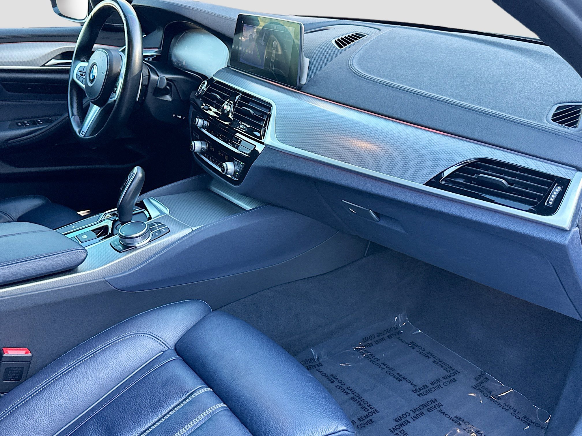 Used 2020 BMW 530i w/ M Sport Package image 31