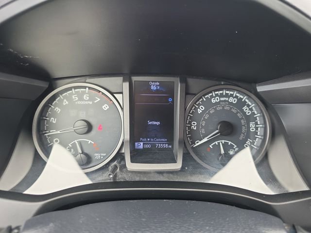 Used 2017 Toyota Tacoma TRD Sport w/ Tow Package RWD image 34