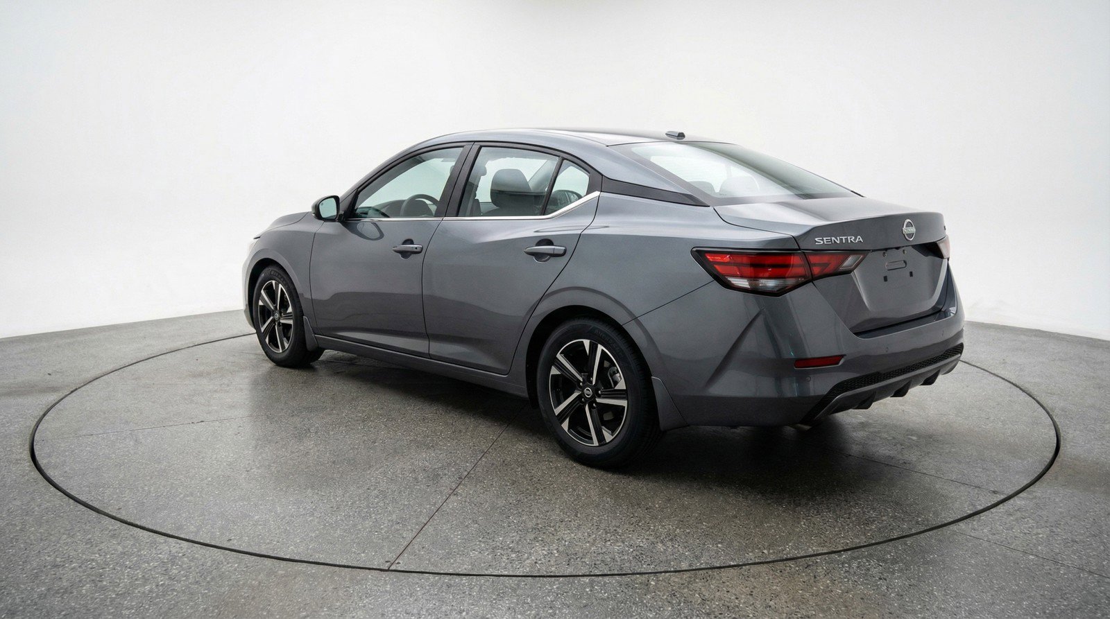 Used 2025 Nissan Sentra SV image 6