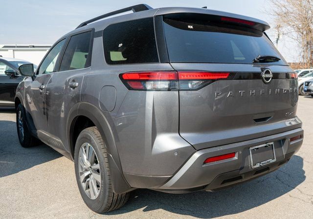 New 2026 Nissan Pathfinder SL AWD/4WD image 6