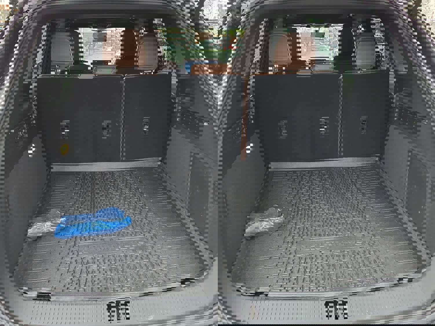 Used 2023 Lincoln Nautilus Reserve image 9