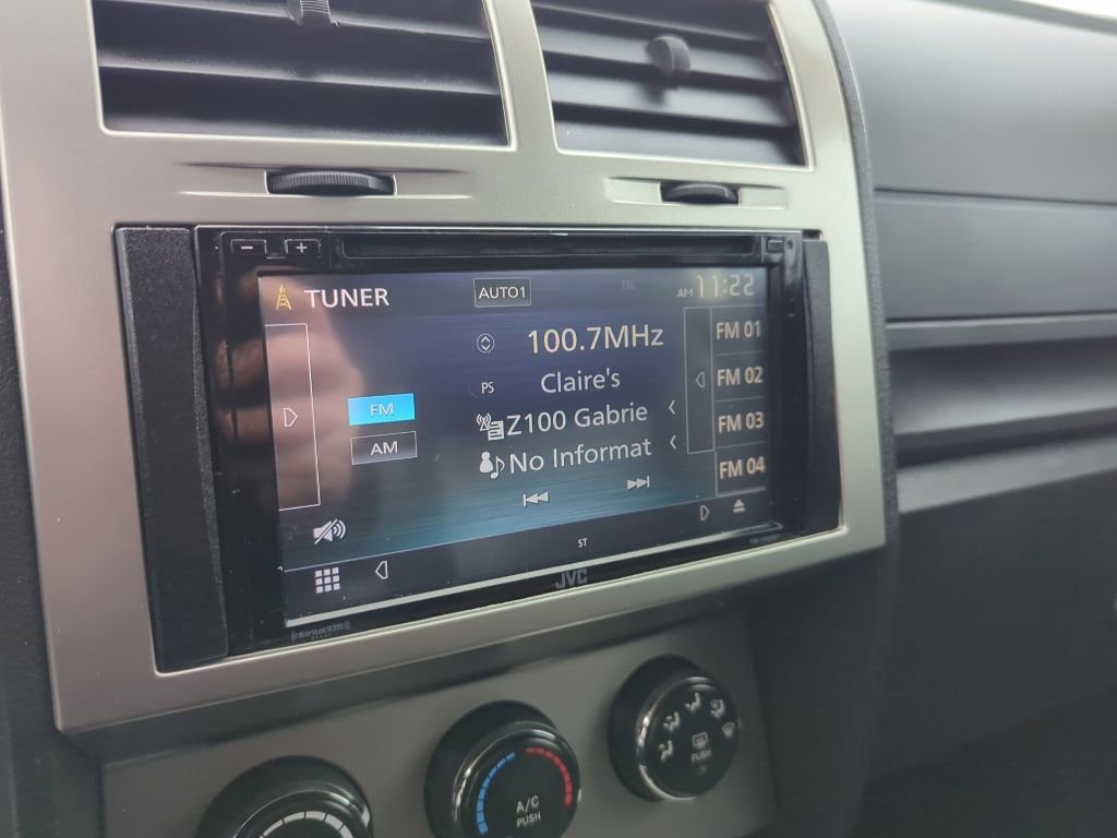 Used 2011 Dodge Nitro Heat image 13