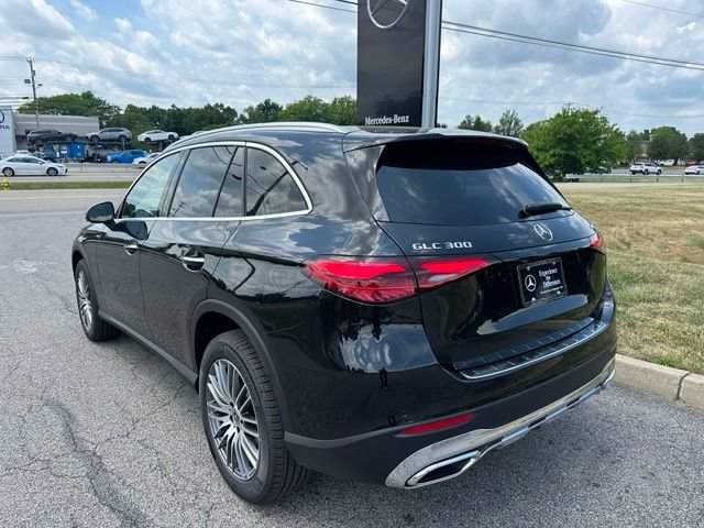 New 2026 Mercedes-Benz GLC 300 4MATIC image 3