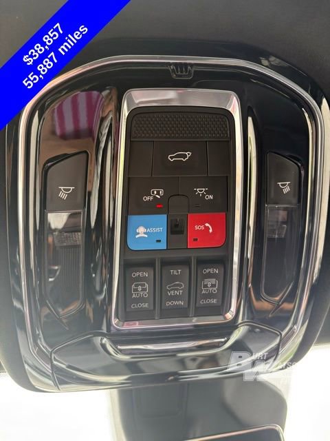 Used 2023 Jeep Grand Cherokee Summit AWD/4WD image 23