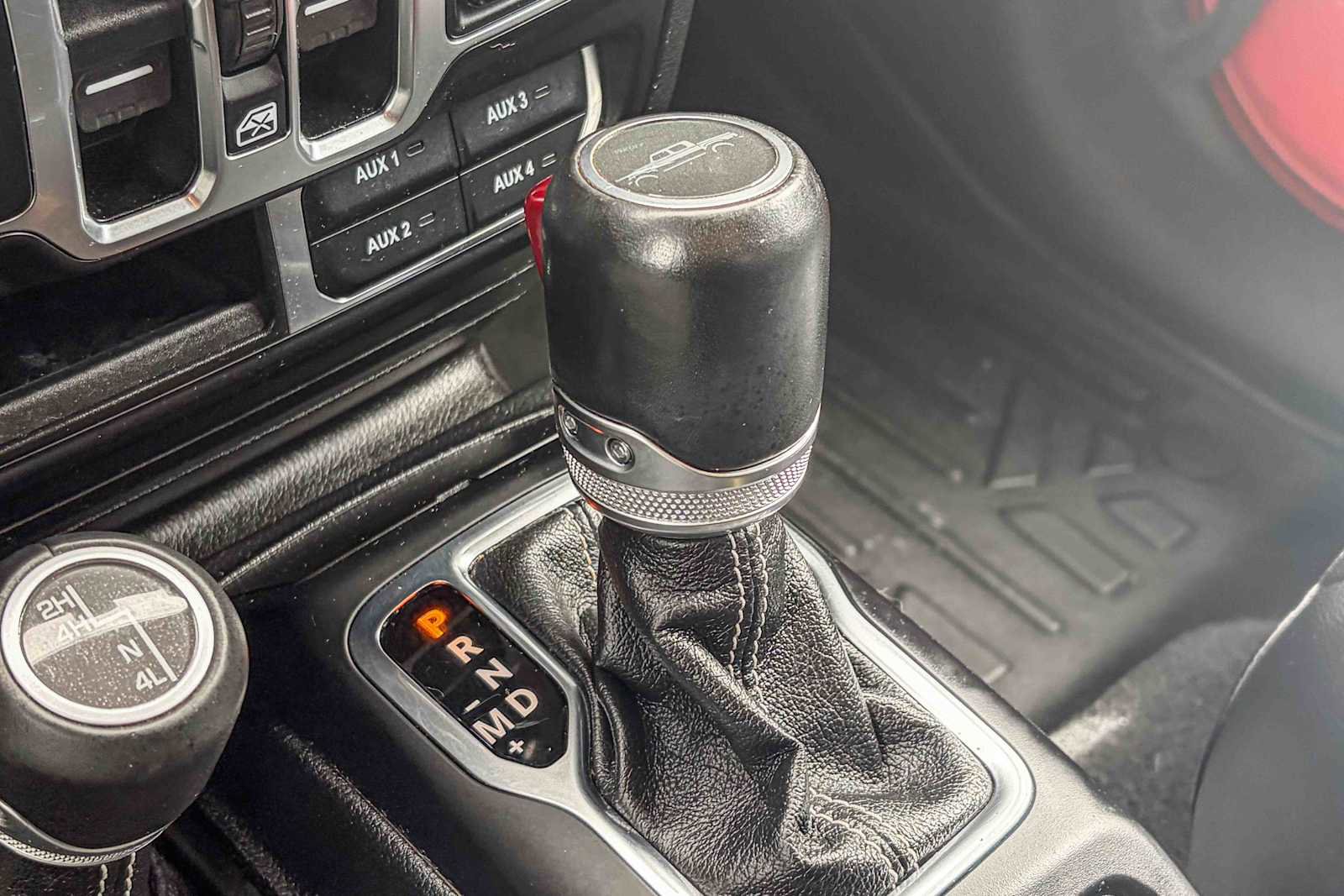 Used 2020 Jeep Gladiator Overland image 18