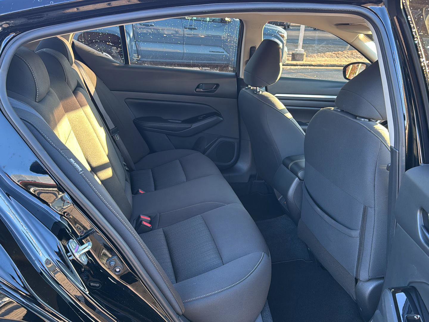 Used 2023 Nissan Altima 2.5 SV image 11