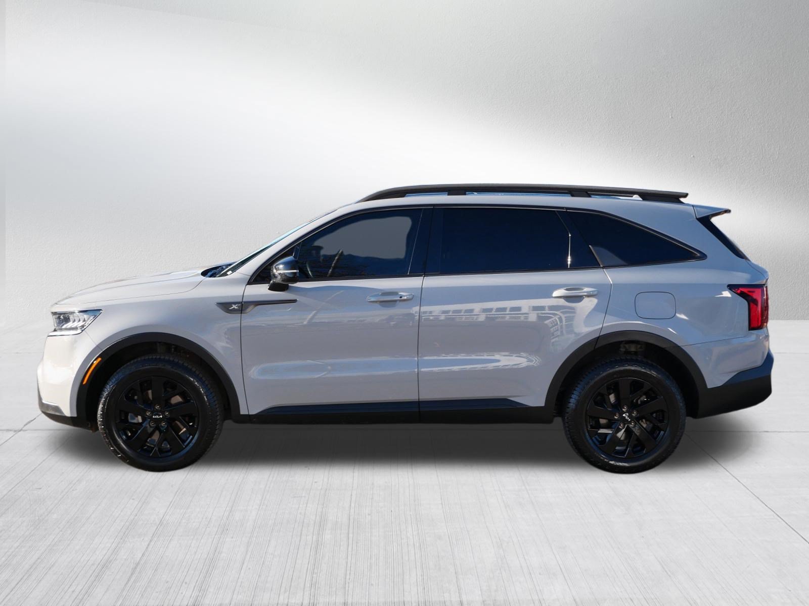 Used 2023 Kia Sorento S w/ Panoramic Sunroof Package AWD/4WD image 4