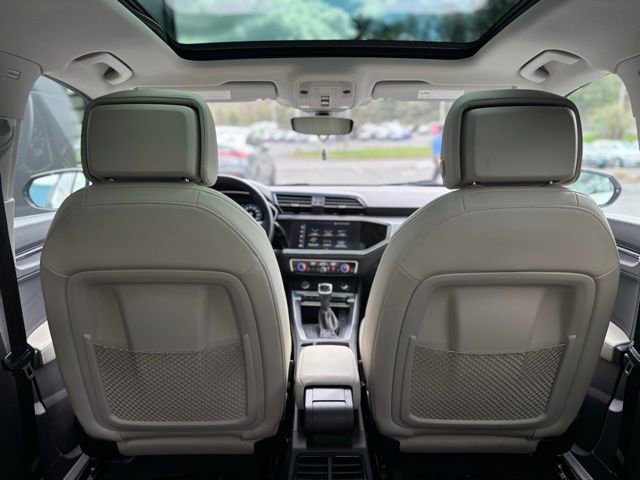 Used 2022 Audi Q3 2.0T Premium w/ Convenience Package AWD/4WD image 59