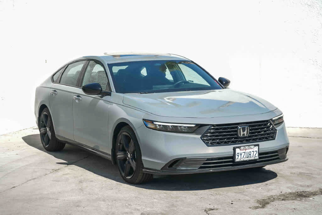 Used 2026 Honda Accord Sport image 3