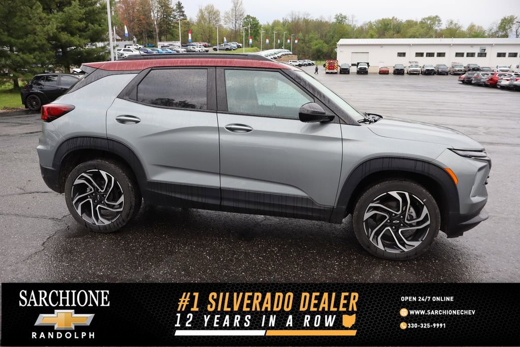 Used 2024 Chevrolet TrailBlazer RS AWD/4WD image 1