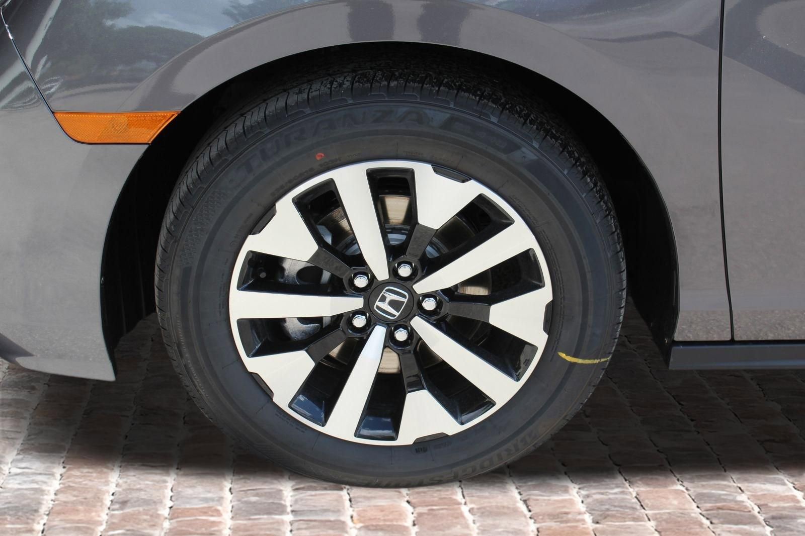 New 2026 Honda Odyssey EX-L image 36