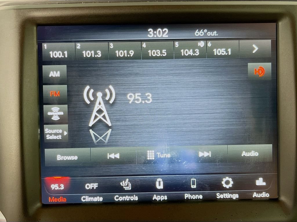 Used 2020 RAM 1500 Warlock AWD/4WD image 18