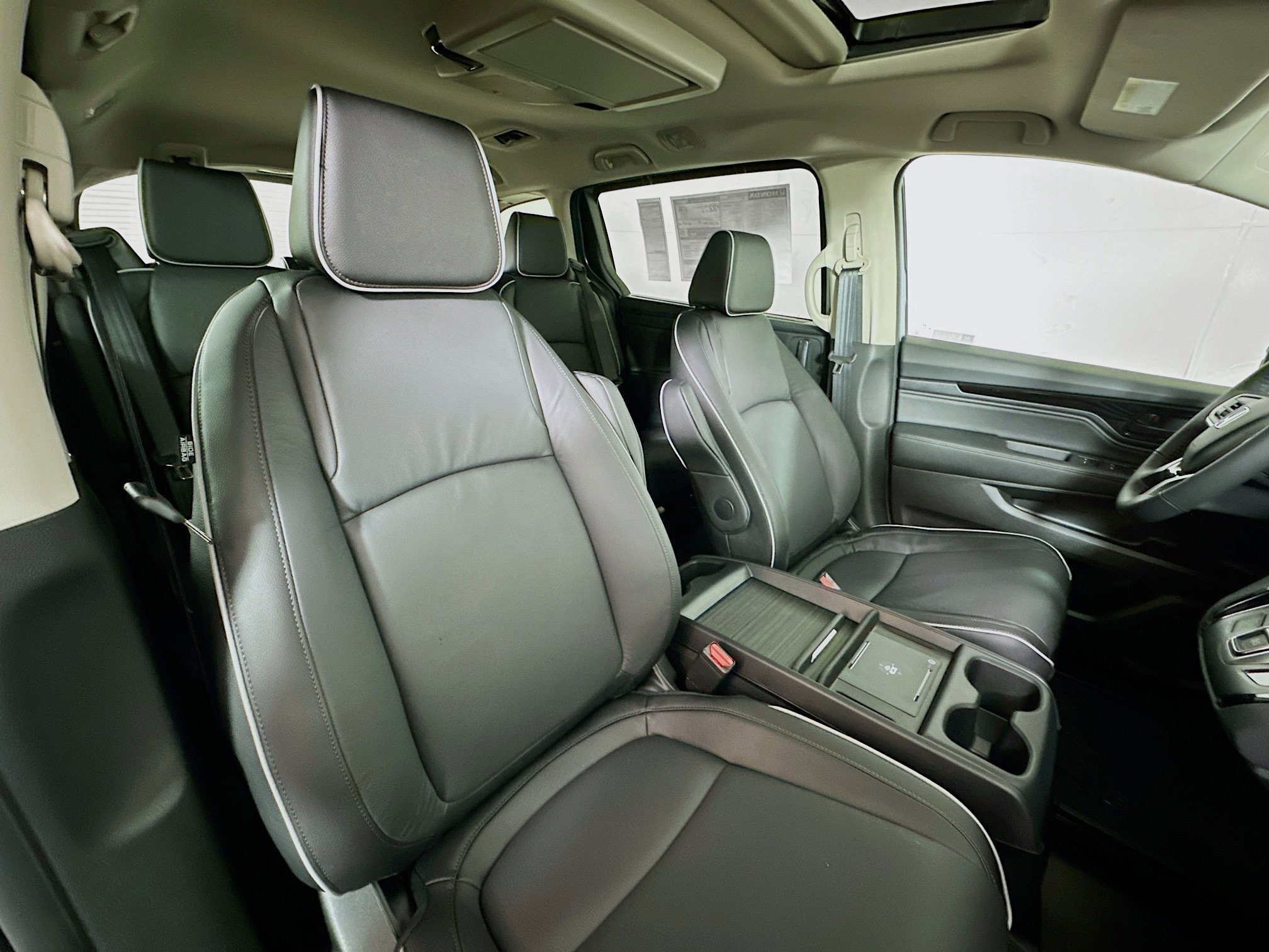 New 2026 Honda Odyssey Touring image 29
