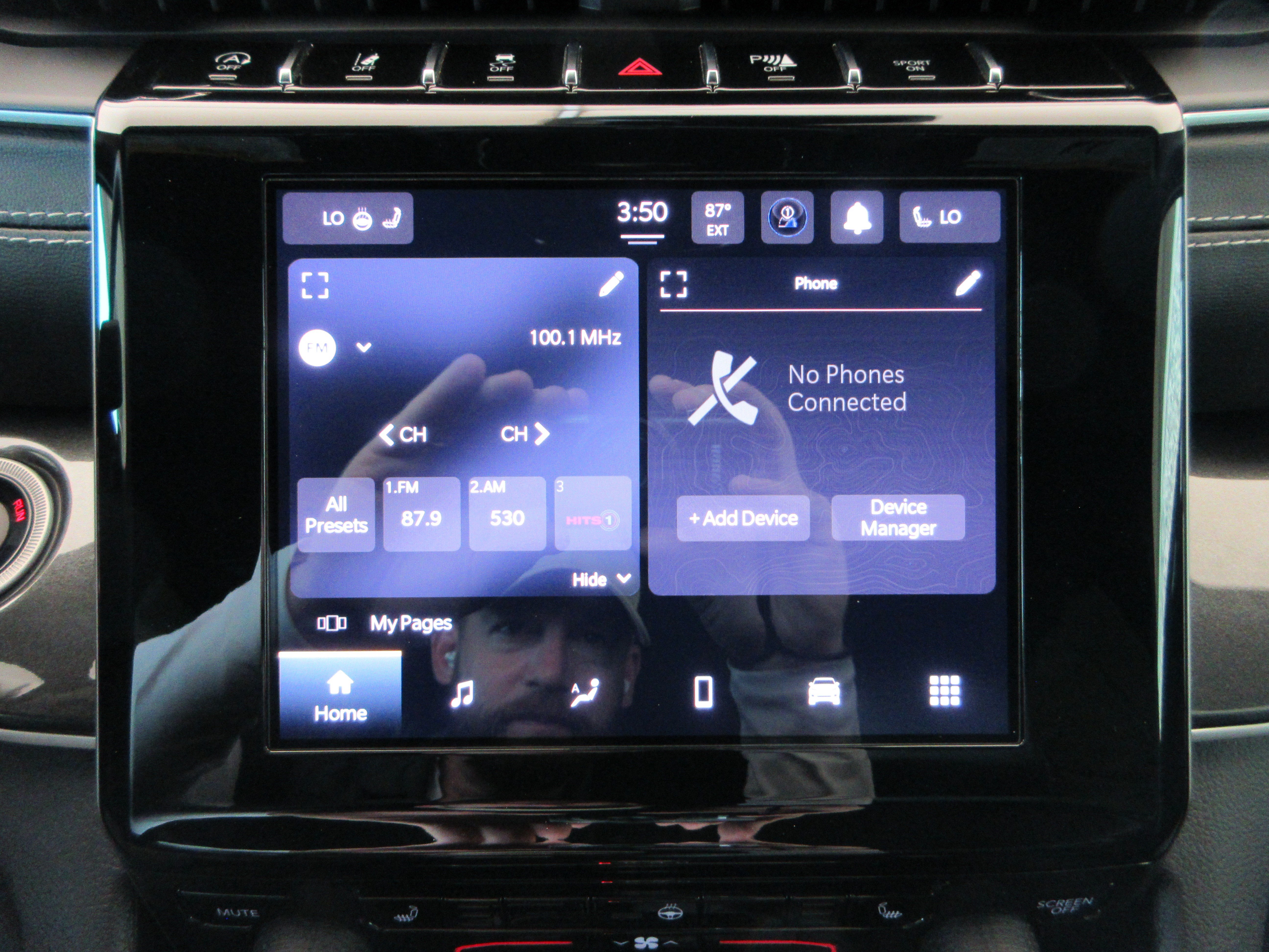 Used 2023 Jeep Grand Cherokee Altitude AWD/4WD image 37