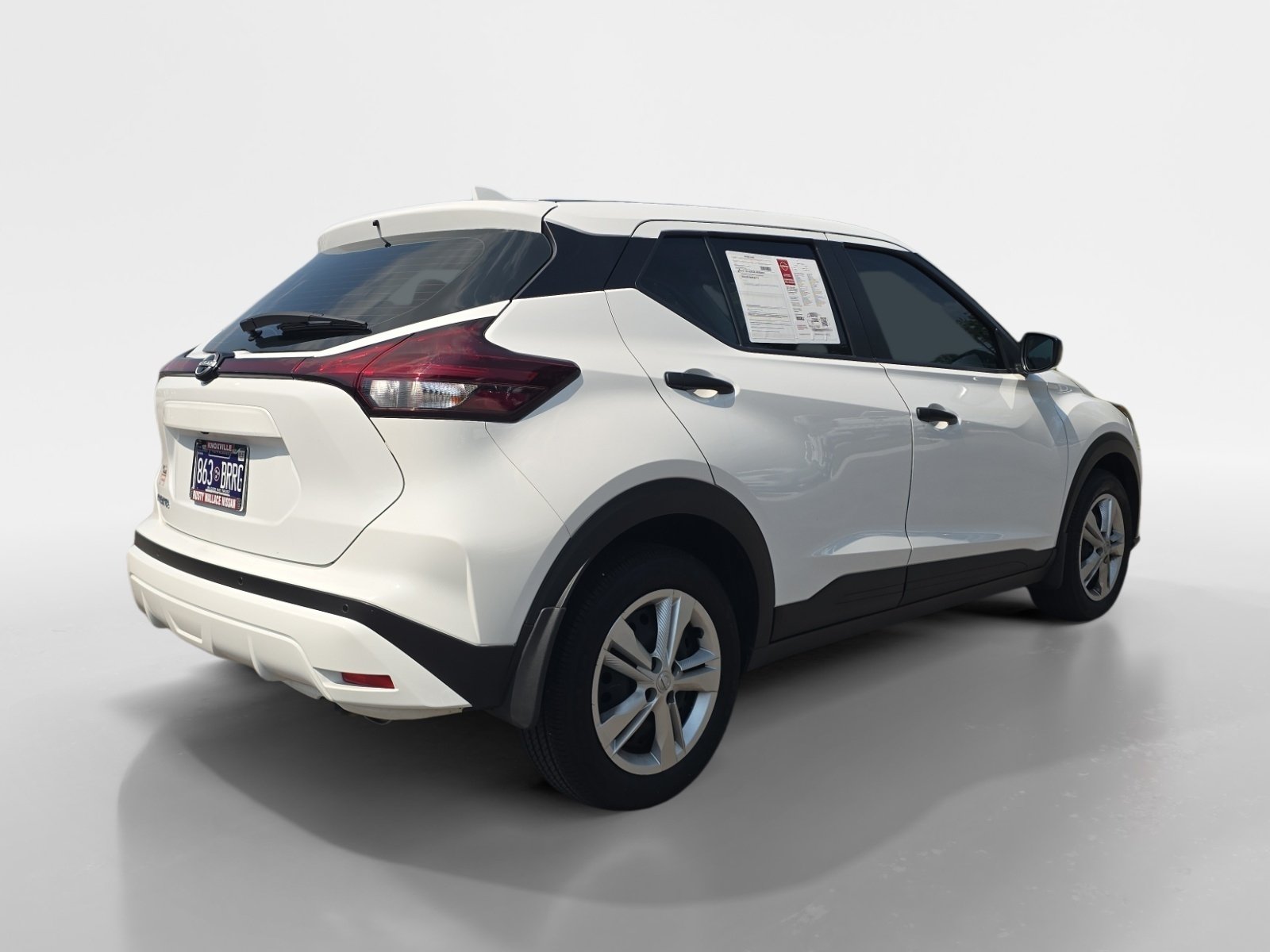 Used 2025 Nissan Kicks Play S FWD image 6