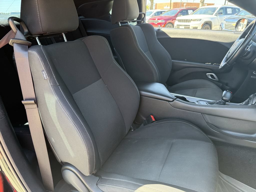 Used 2016 Dodge Challenger R/T RWD image 22